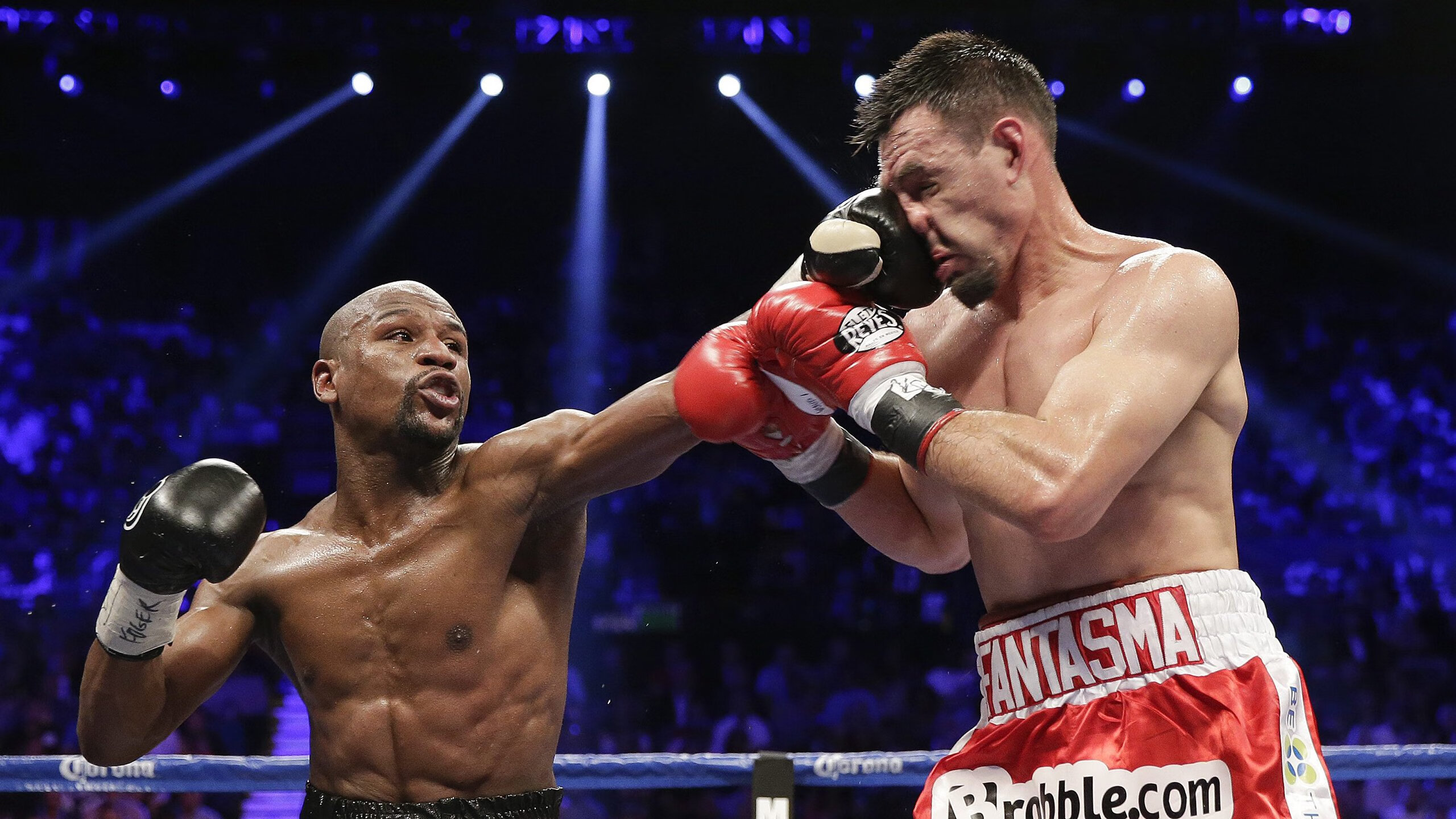 凯特·道格拉斯打破僵局，刷新赛会纪录，道格拉斯凯尔纳百度百科