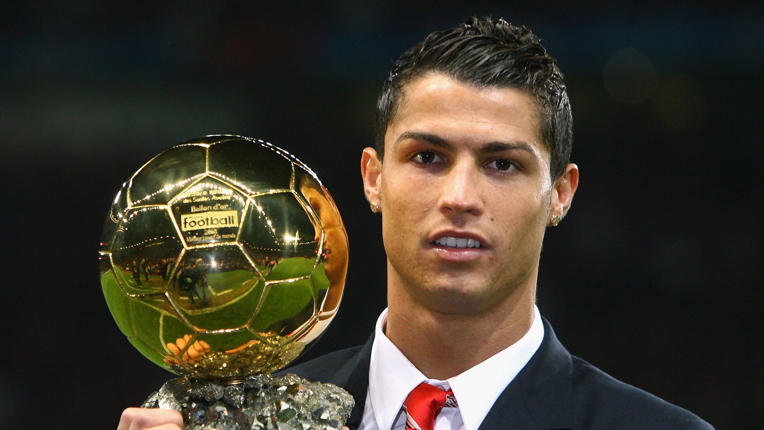 德甲荣耀之战：速度、力量、智慧全面爆发！，德甲共荣